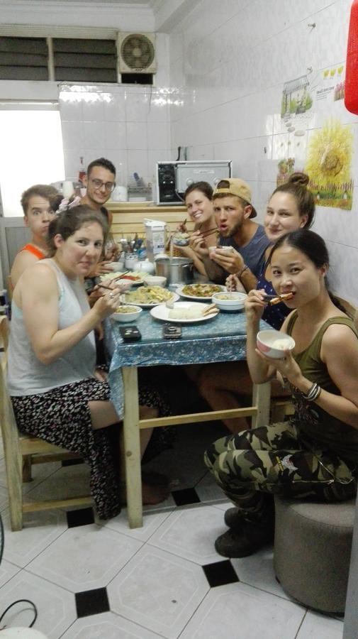 Daisy Hostel Ханой Экстерьер фото