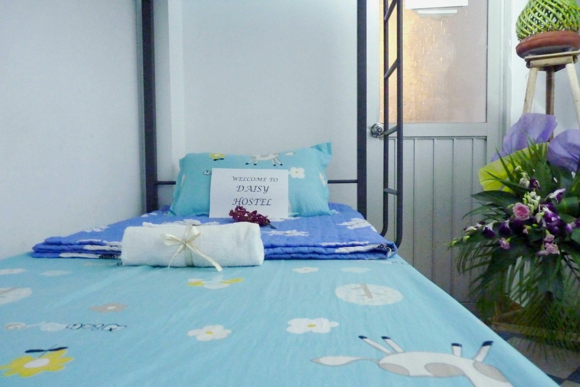 Daisy Hostel Ханой Экстерьер фото